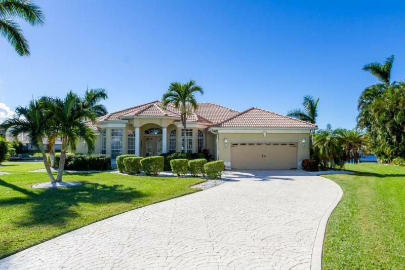 Casa Di Serento Villa Cape Coral Exteriör bild